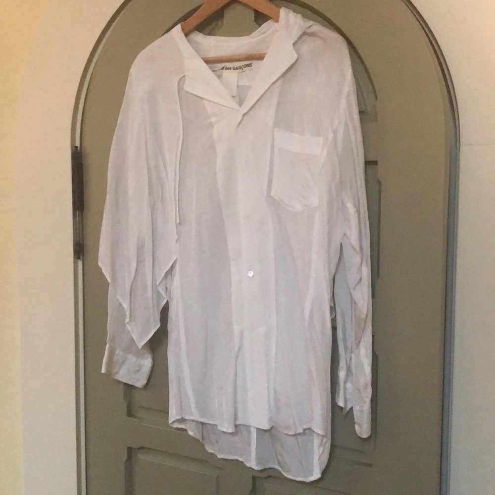 Comme Des Garçons white shirt with cape